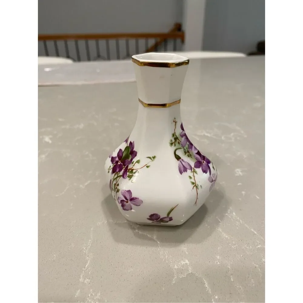 Hammersley Victorian Violets bone china sugar shaker